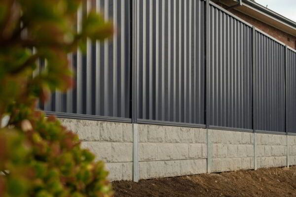 Hampton Extra Heavy Concrete Sleeper - Image 3